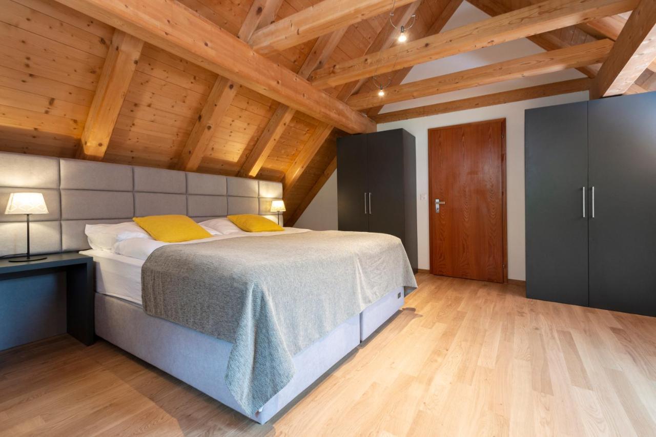 Gasthof Krone Blatten Blatten  Bagian luar foto